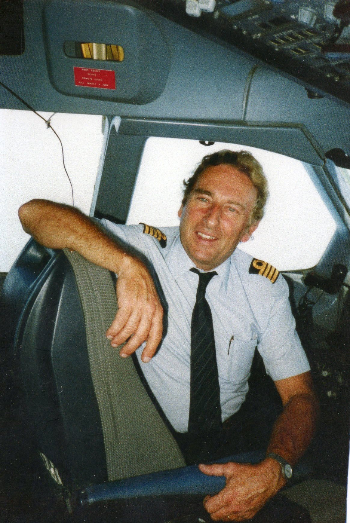 Portrait de ROBERT BERNIER