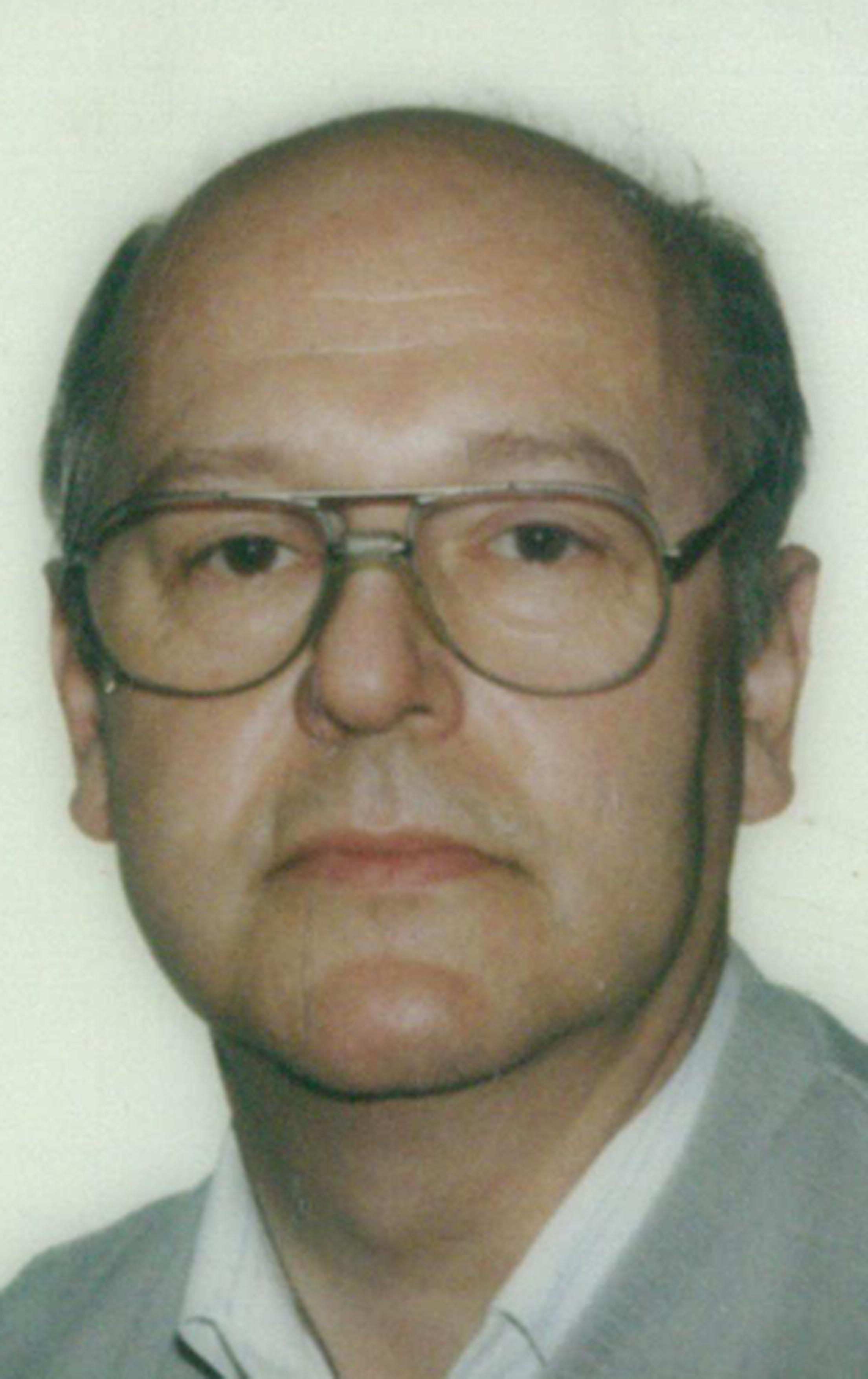 Portrait de DANIEL DEBROUX