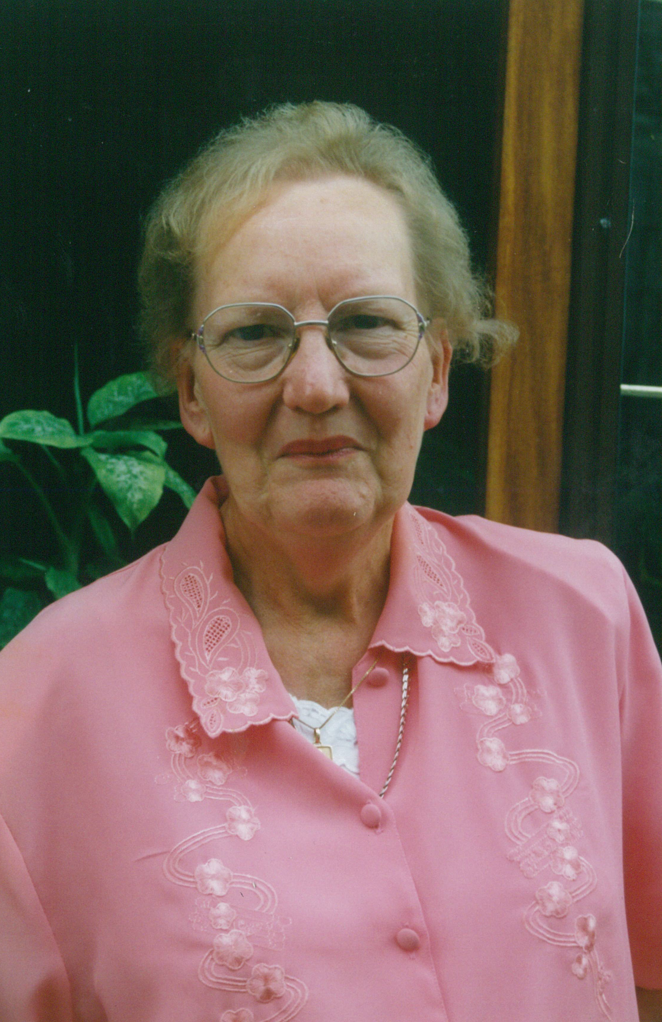 Portrait de PAULETTE DUBUISSON