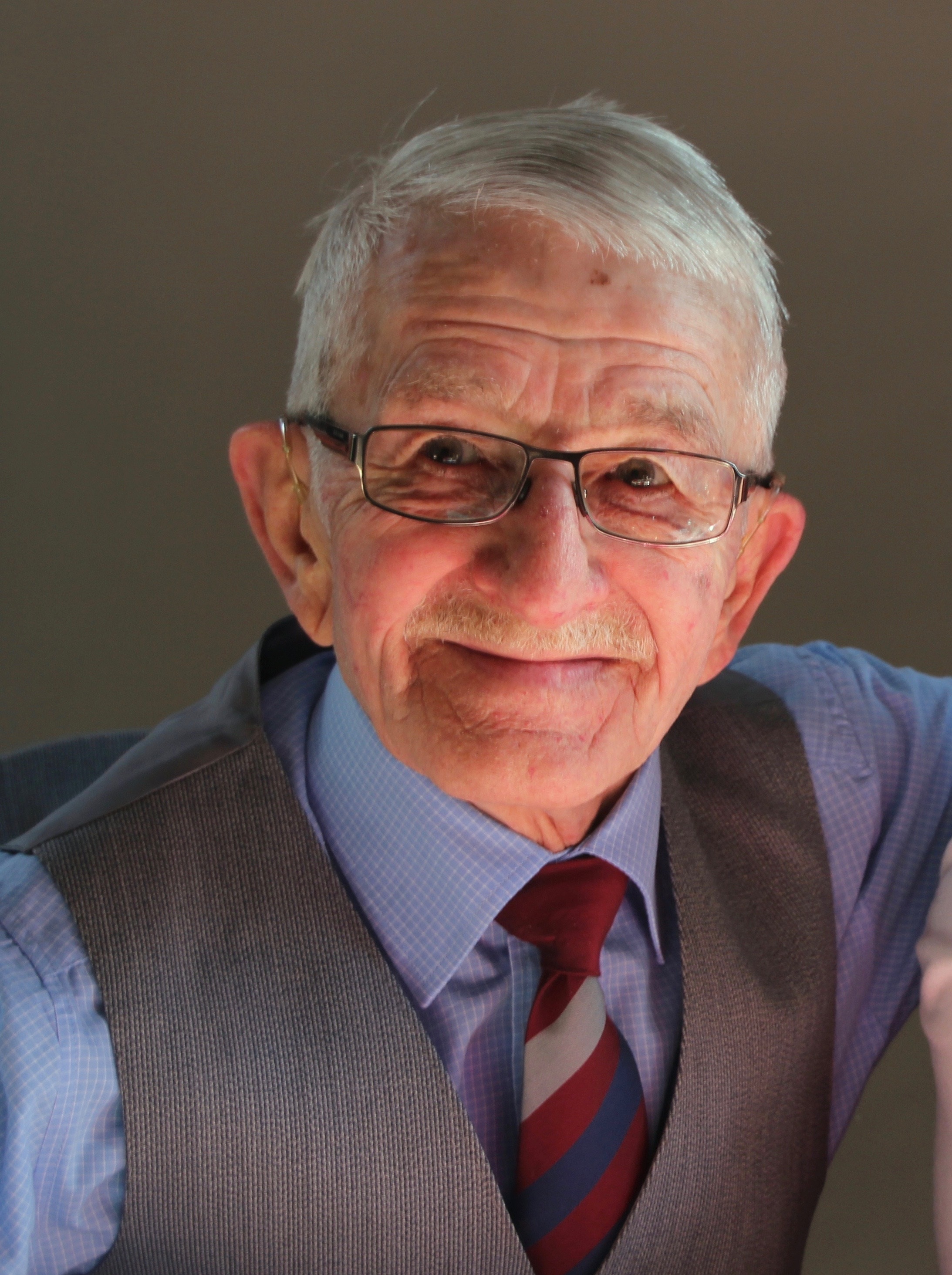 Portrait de ROGER CHAUDOIR