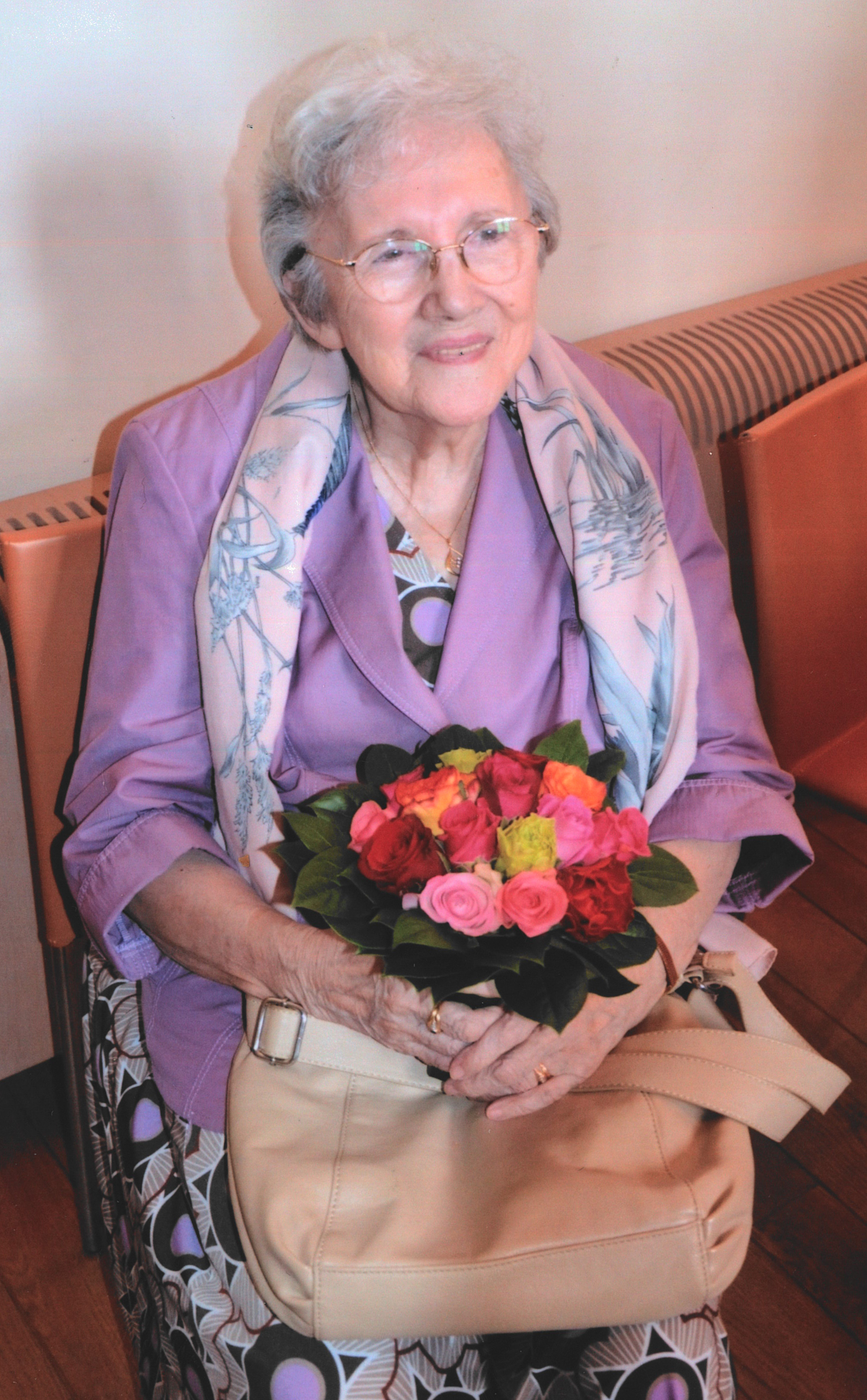 Portrait de MONIQUE MARIE COURTECUISSE
