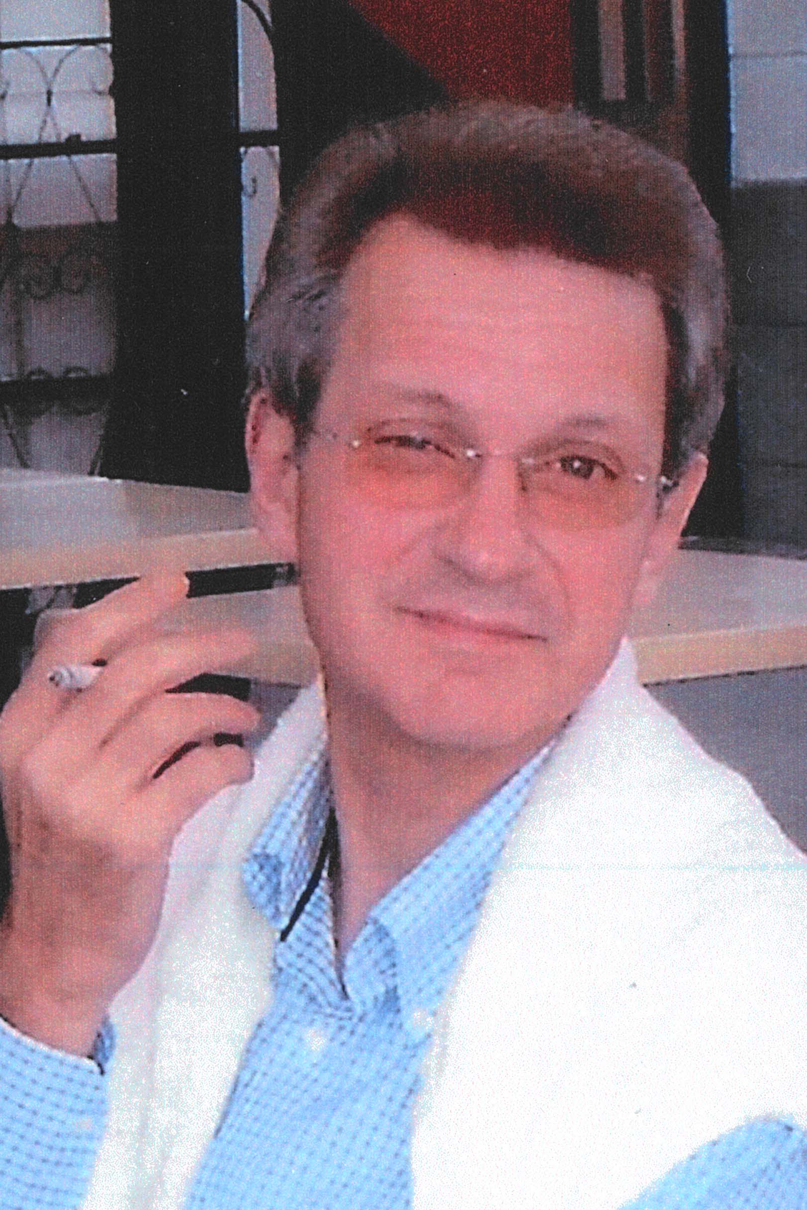 Portrait de YVES PIRE