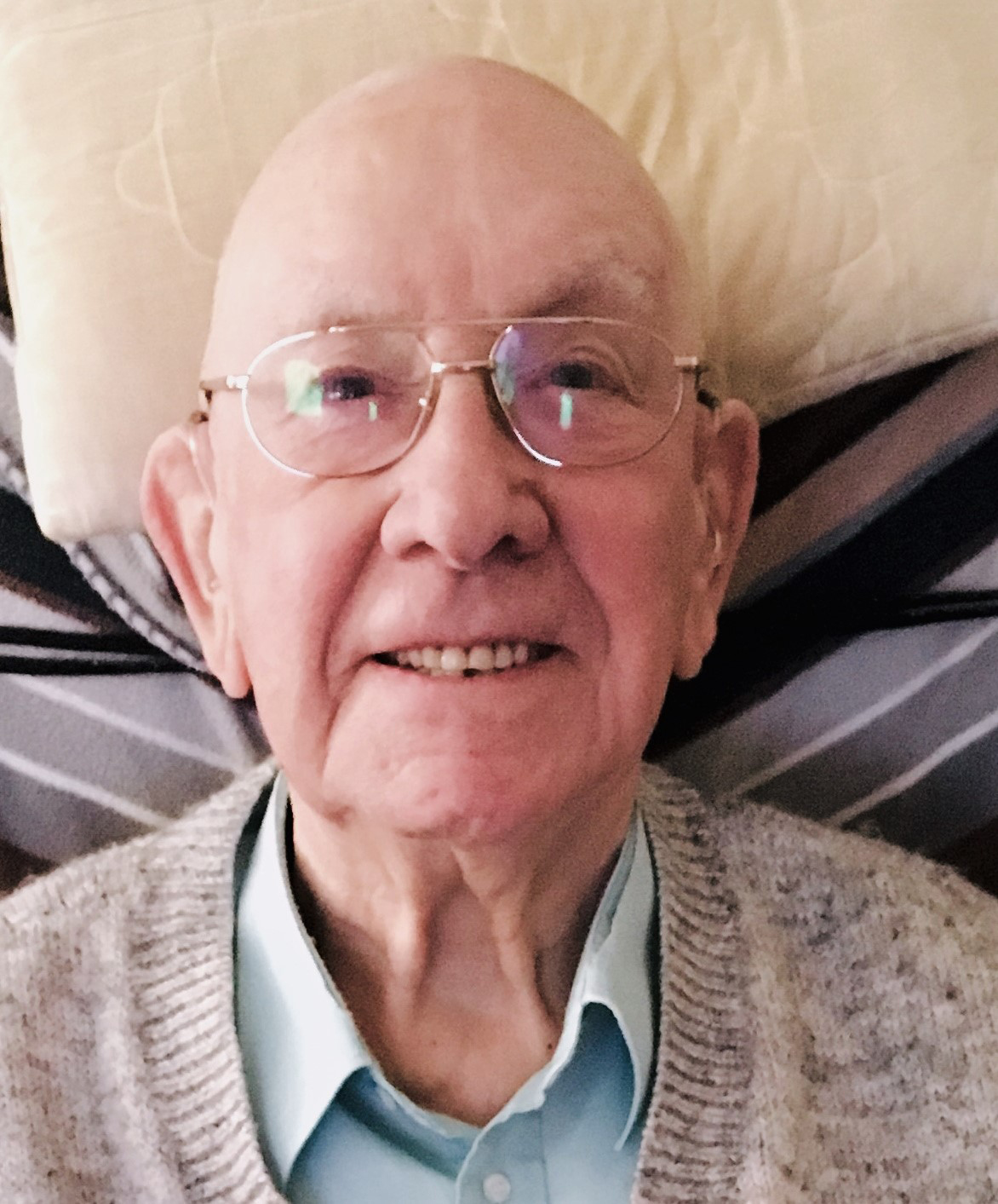 Portrait de MAURICE JOLY