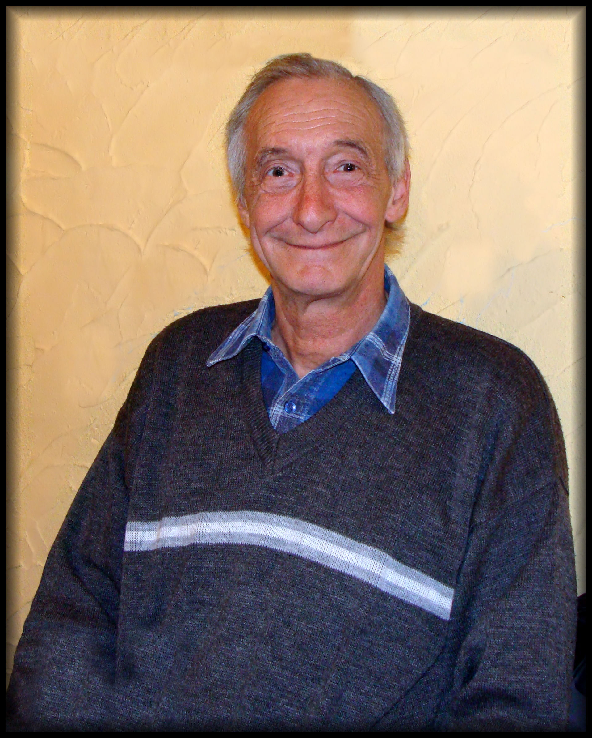 Portrait de EDOUARD CHARNEUX
