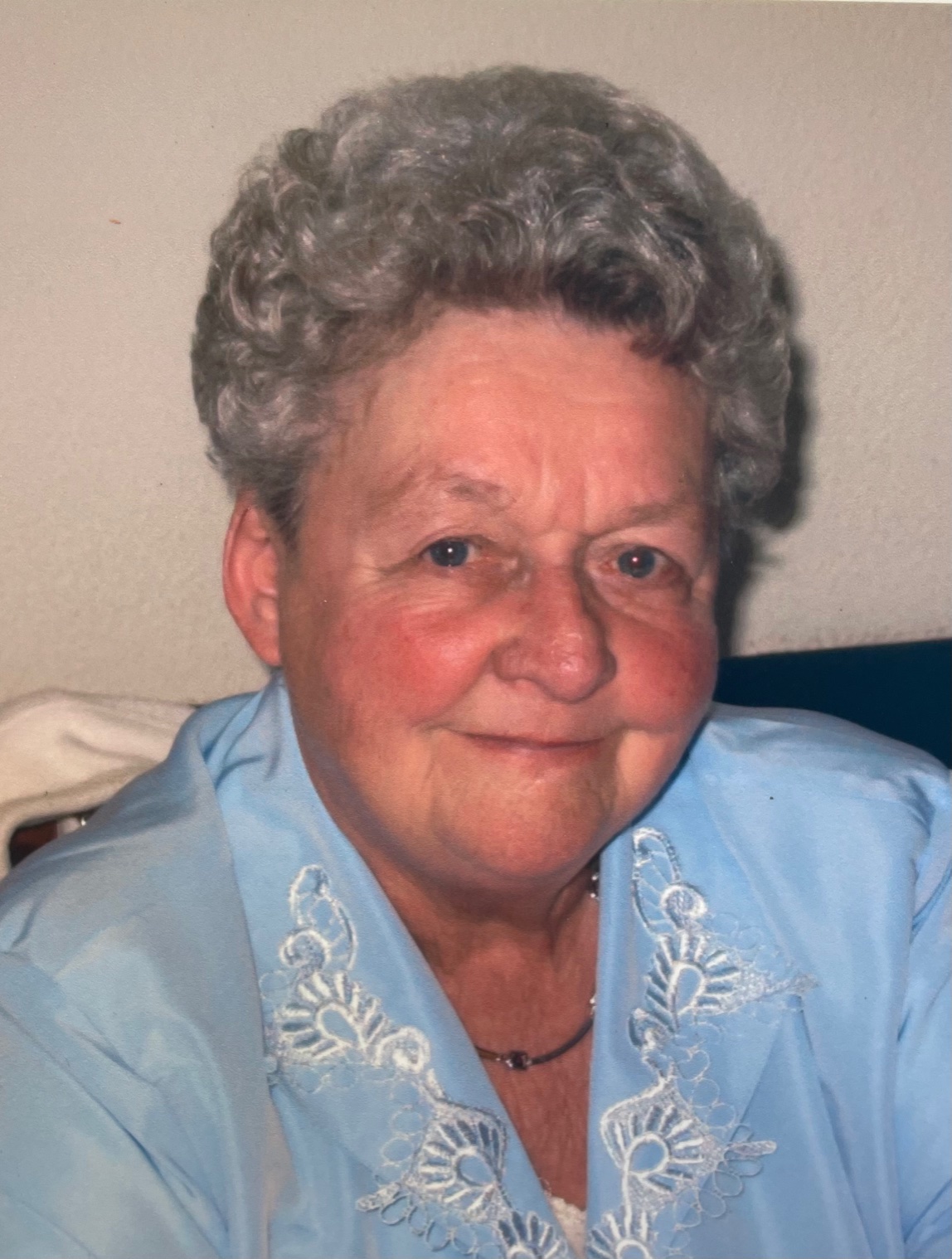 Portrait de DENISE DE THAEY