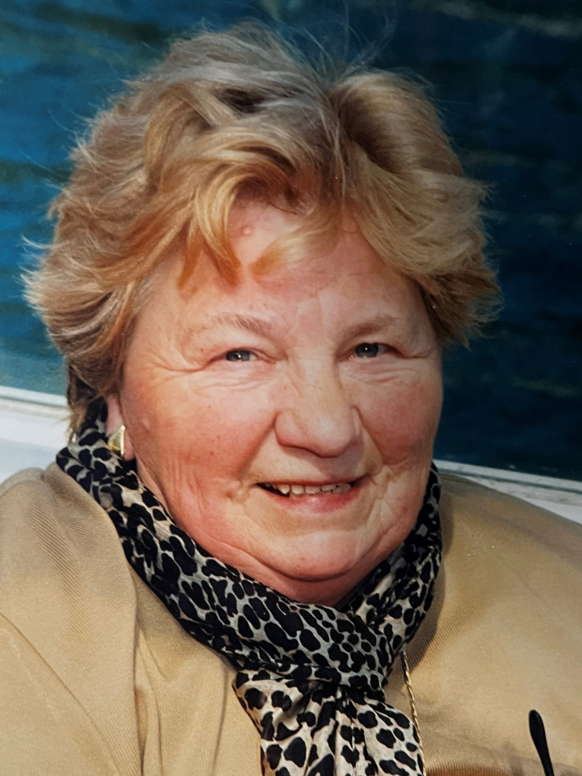 Portrait de ANNIE MARIETTE GODFRIN