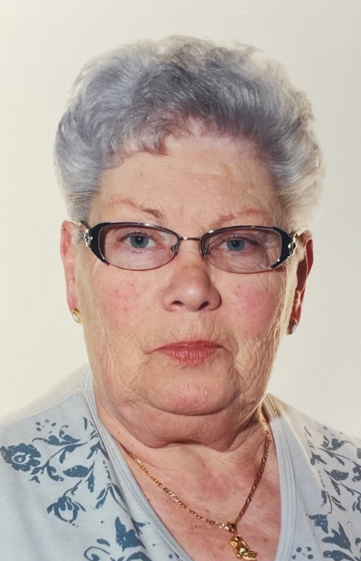 Portrait de ODETTE TAMBOUR