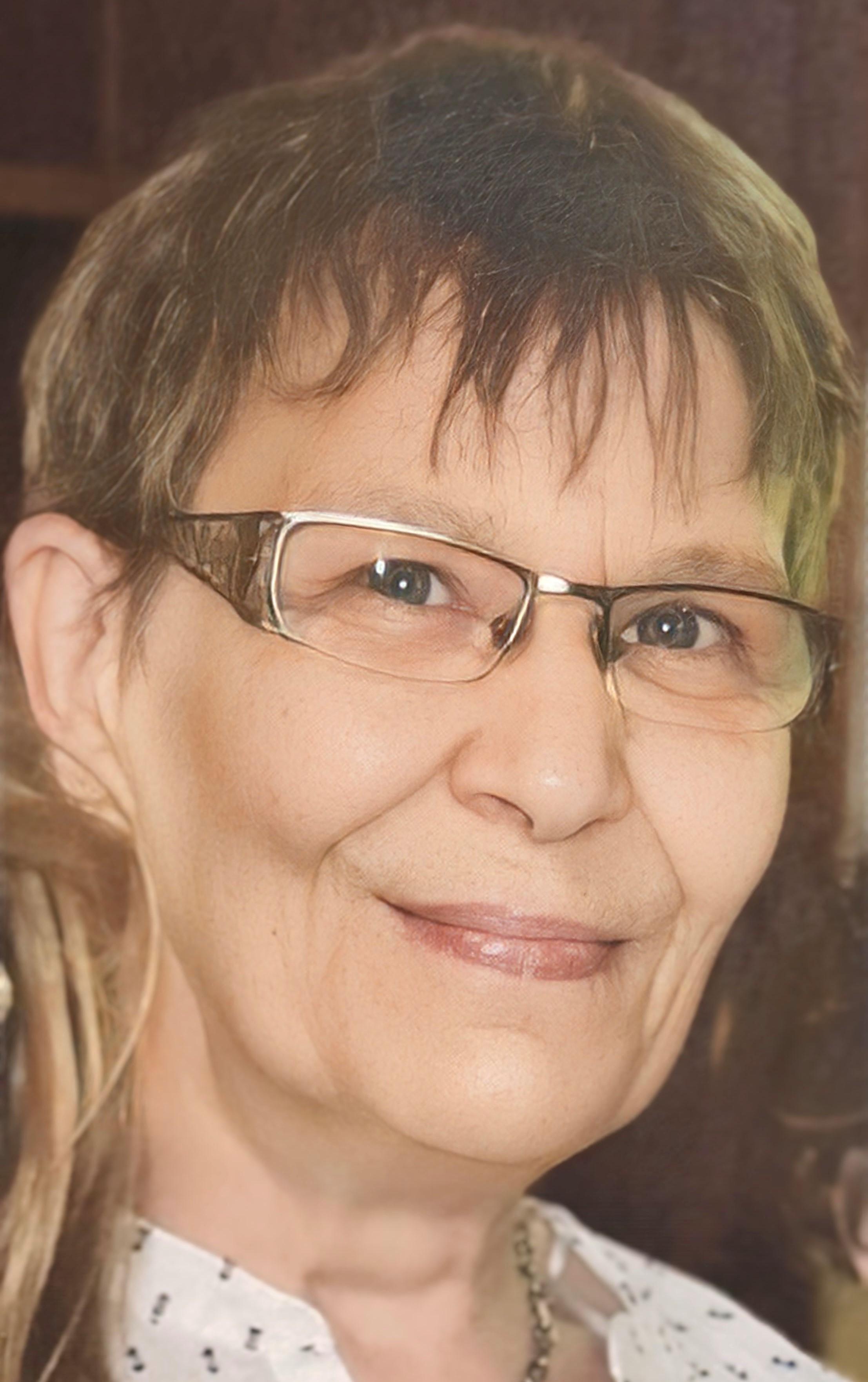 Portrait de MONIQUE AUBRY