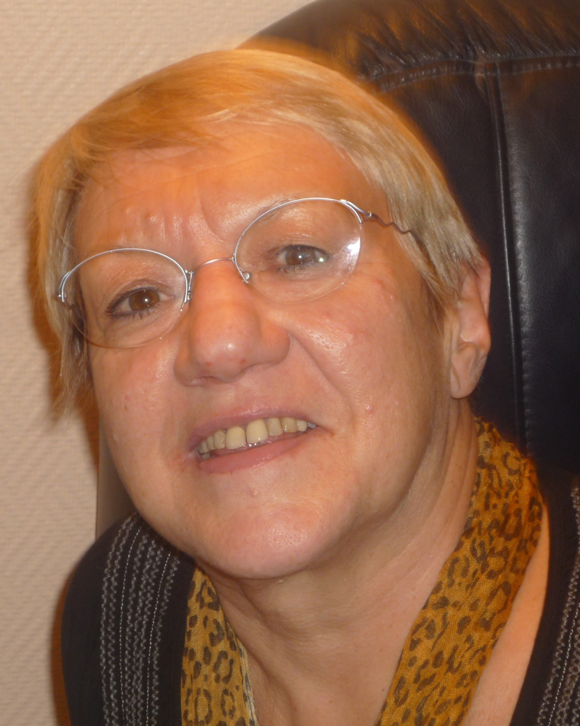 Portrait de YVETTE LURQUIN
