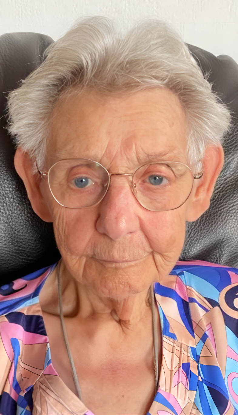 Portrait de MATHILDE BLOT