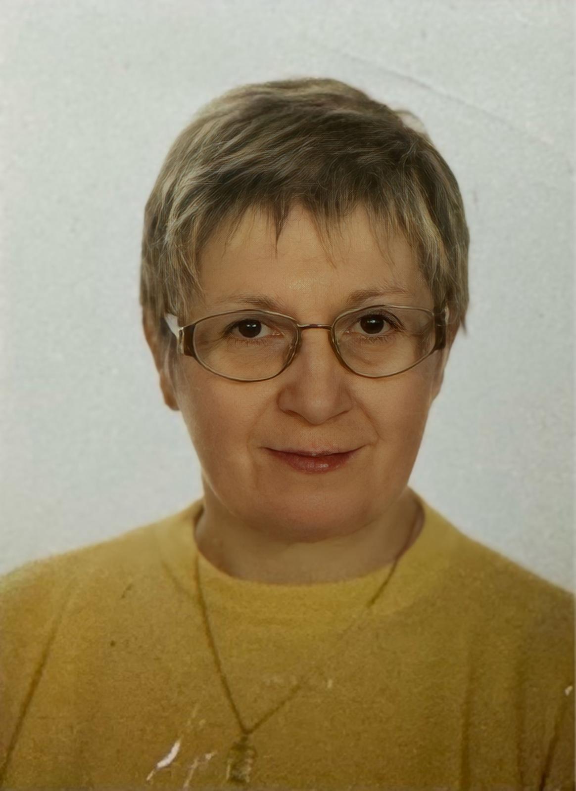 Portrait de HELENE NOYART