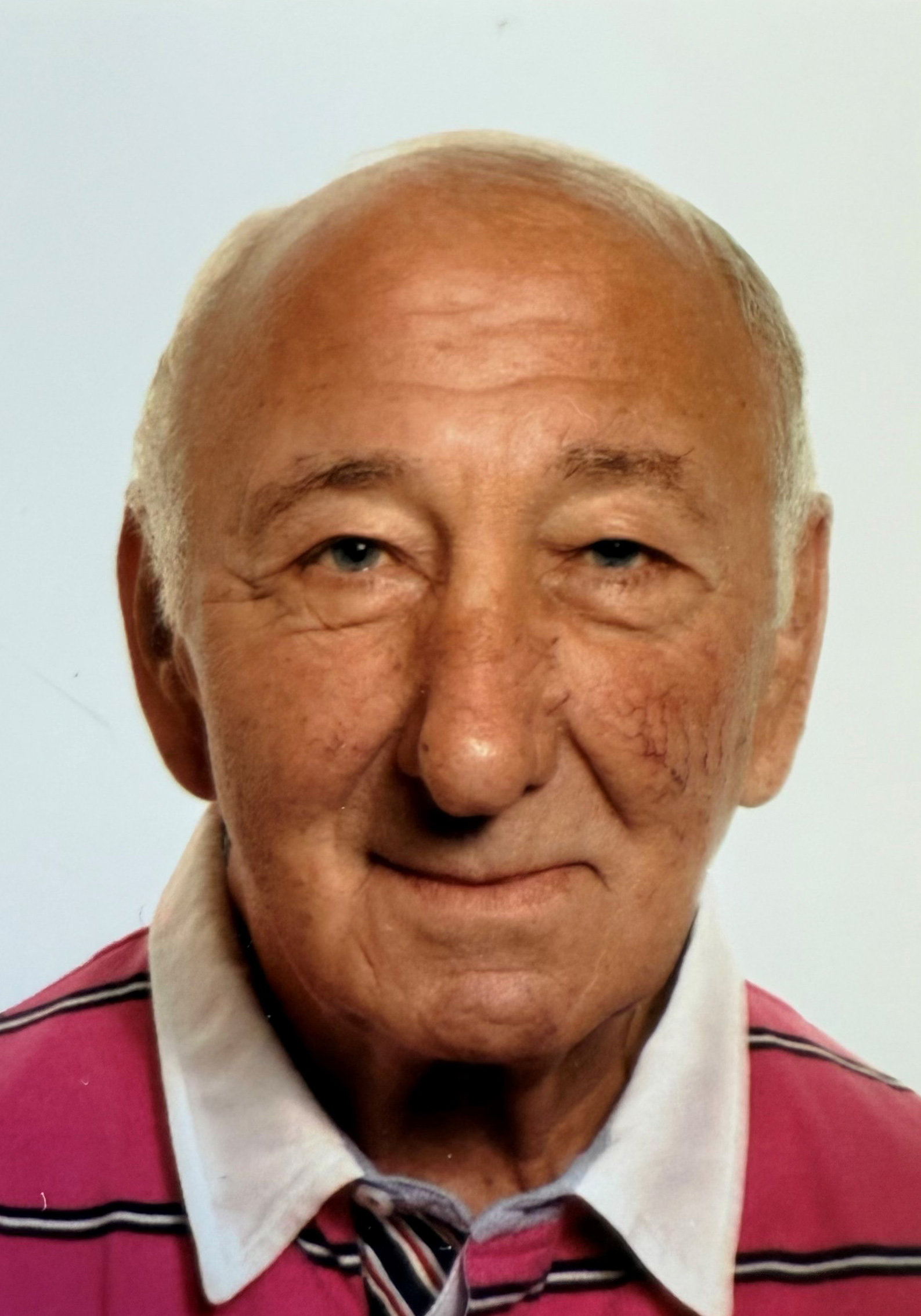 Portrait de ROBERT TOURNAY